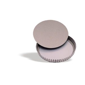 Round Tart Mould With Fluted Edges And Loose Bottom 24 cm